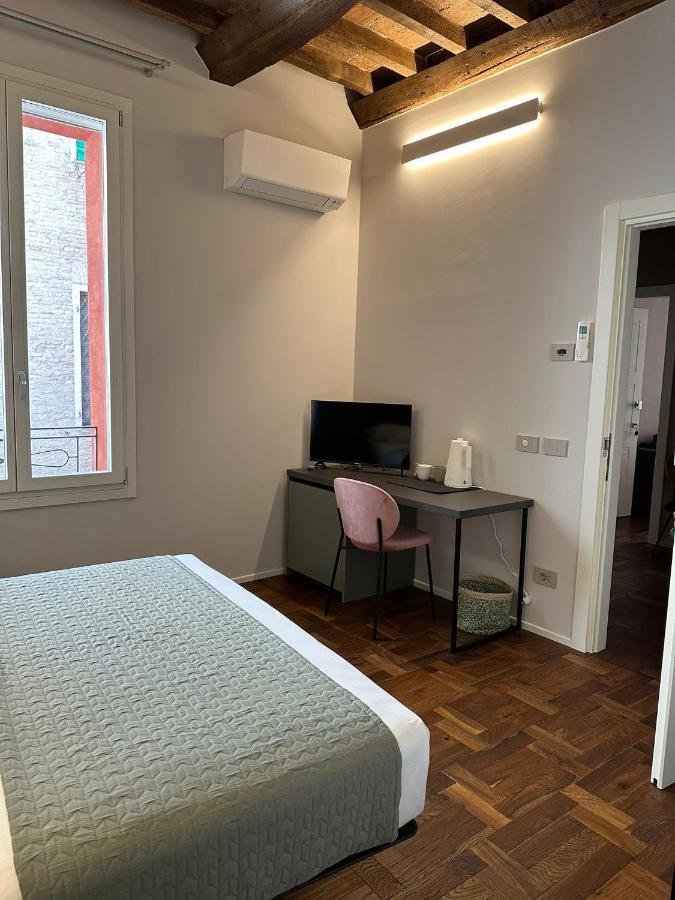 Coco21 Bed & Breakfast Modena Exterior photo